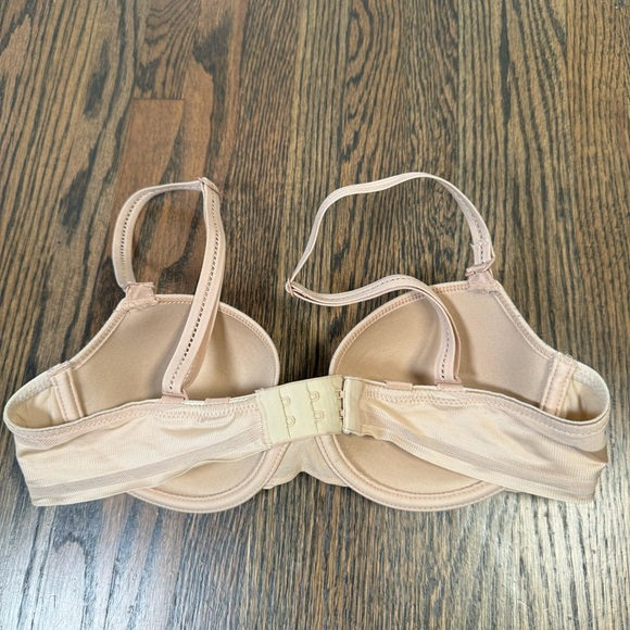 Chantelle 2126 Vous Et Moi Nude Convertable T-Shirt Bra size 32C - Picture 5 of 8